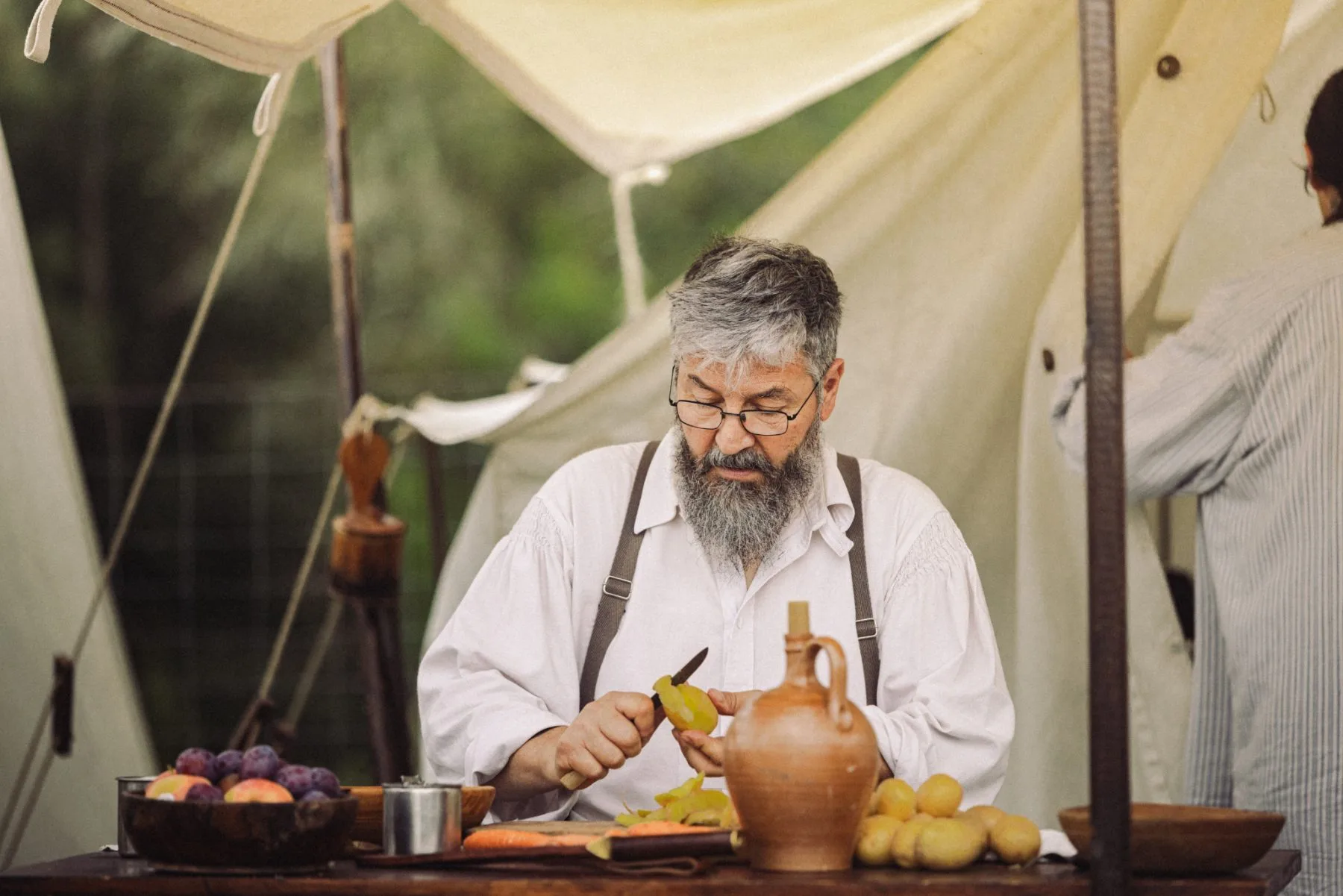 Ambiance, costumes et artisanat : l’identité visuelle d’un événement