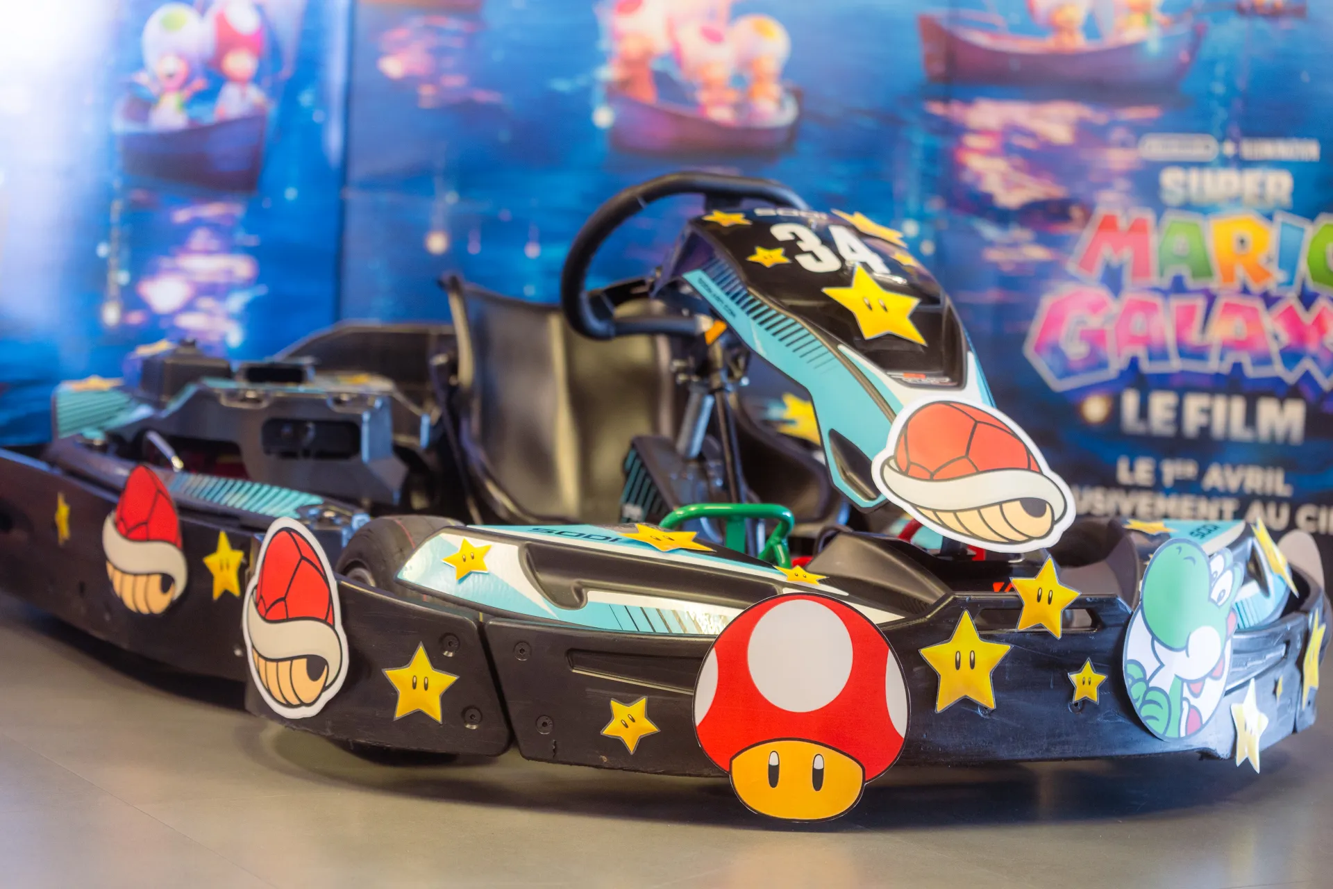 Kart décoré Mario Galaxy au CGR Pau Université pour un photobooth événementiel sur le thème Super Mario